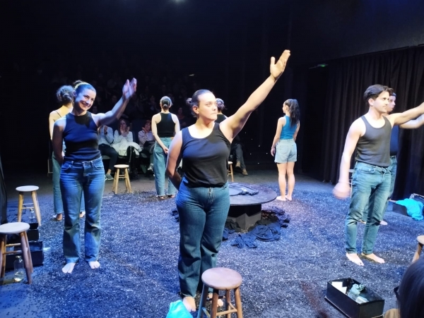 COMENTARI DE LA SORTIDA AL TEATRE TEXAS &bsol;&bsol;&bsol; RELLA