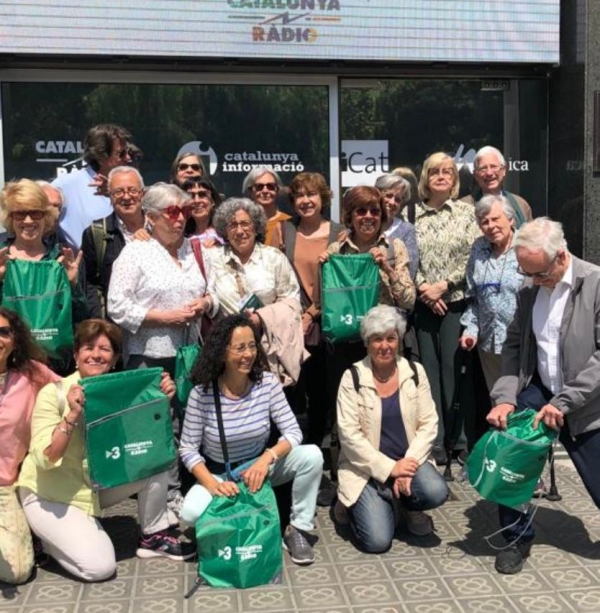 EN RECORD DE L'ÀNGELA BRILLAS GIRONÈS &bsol;&bsol;&bsol; RELLA