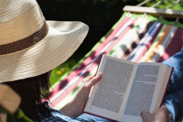 EDUCATECA 15: Llibres sobre educació per a aquest estiu &bsol;&bsol;&bsol; RELLA