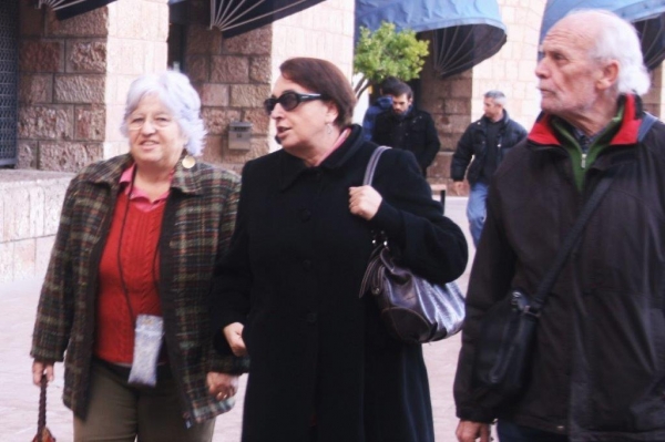 EN RECORD DE MONTSERRAT COMPANY &bsol;&bsol;&bsol; RELLA