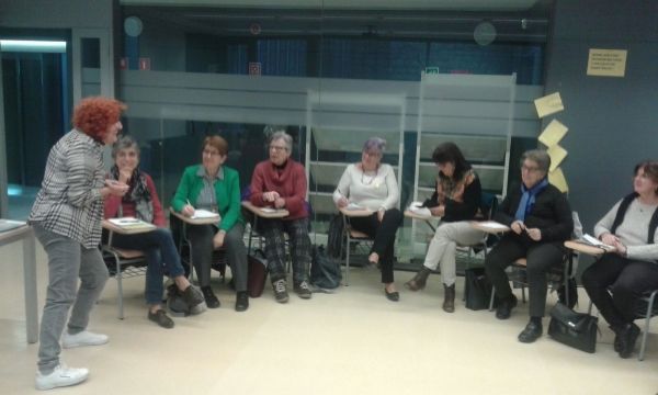 Xerrada sobre gènere i contes a càrrec de Mercè Escardó &bsol;&bsol;&bsol; RELLA