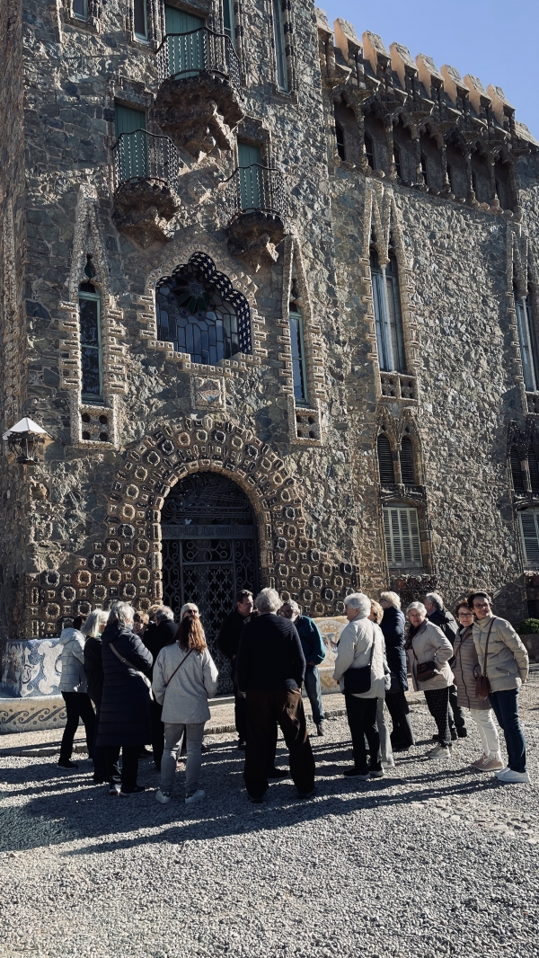 La TORRE BELLESGUARD: història i estètica. &bsol;&bsol;&bsol; RELLA