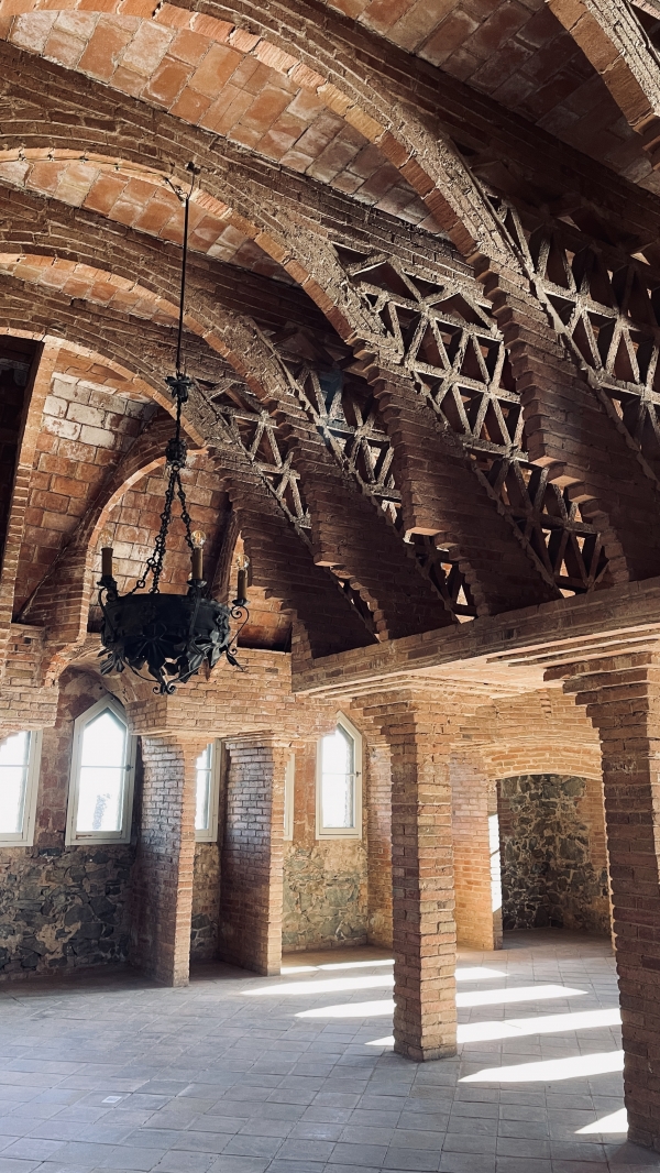 La TORRE BELLESGUARD: història i estètica. &bsol;&bsol;&bsol; RELLA