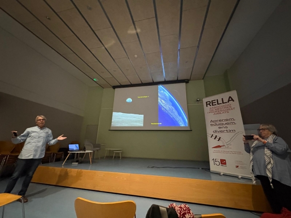 VÍDEO I COMENTARI DE LA XERRADA SOM L'UNIVERS QUE ES PENSA A SI MATEIX &bsol;&bsol;&bsol; RELLA