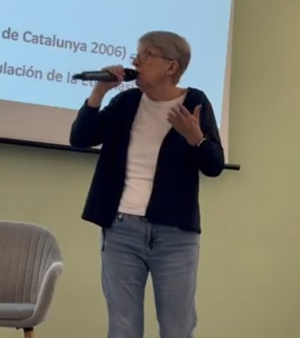 COMENTARI I VÍDEO DE LA XERRADA UNA VIDA DIGNA, MEREIX UNA MORT DIGNA. &bsol;&bsol;&bsol; RELLA