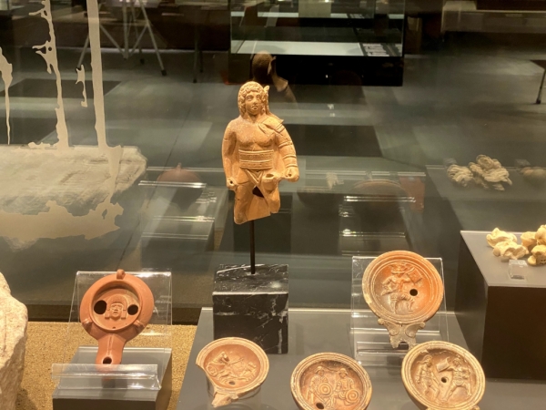 VISITA GUIADA AL MUSEU DE BADALONA &bsol;&bsol;&bsol; RELLA