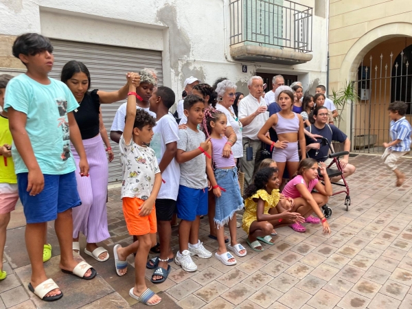 N'HEM ESTAT TESTIMONIS &bsol;&bsol;&bsol; RELLA