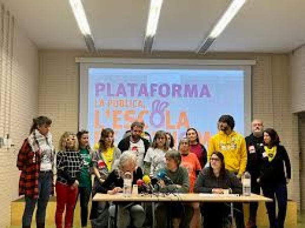 Plataforma La Pública, l'Escola de Tothom &bsol;&bsol;&bsol; RELLA