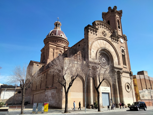 11/6 RUTA PEL DISTRICTE DE SANT ANDREU. PUNT: METRO LÍNIA 1, TORRAS I BAGES. &bsol;&bsol;&bsol; RELLA