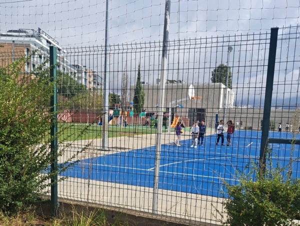 VISITA A DUES ESCOLES D'OEIRAS (Portugal) &bsol;&bsol;&bsol; RELLA