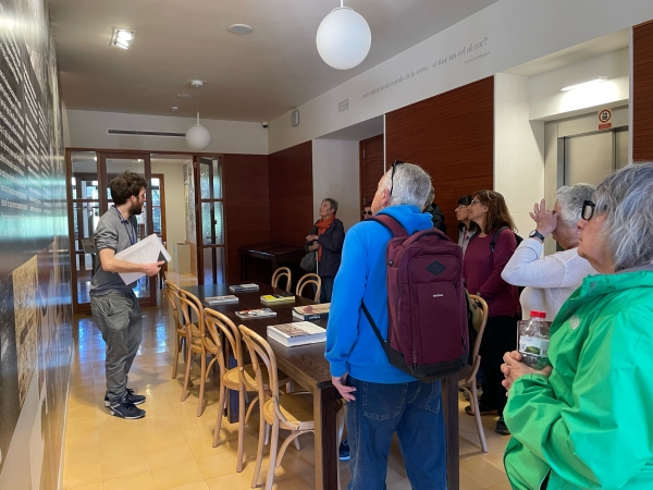 COMENTARI I FOTOS DE LA VISITA GUIADA A CASA VILAJOANA  &bsol;&bsol;&bsol; RELLA