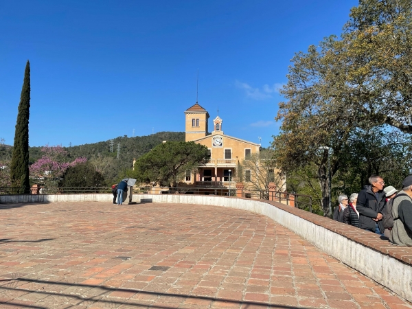 COMENTARI I FOTOS DE LA VISITA GUIADA A CASA VILAJOANA  &bsol;&bsol;&bsol; RELLA